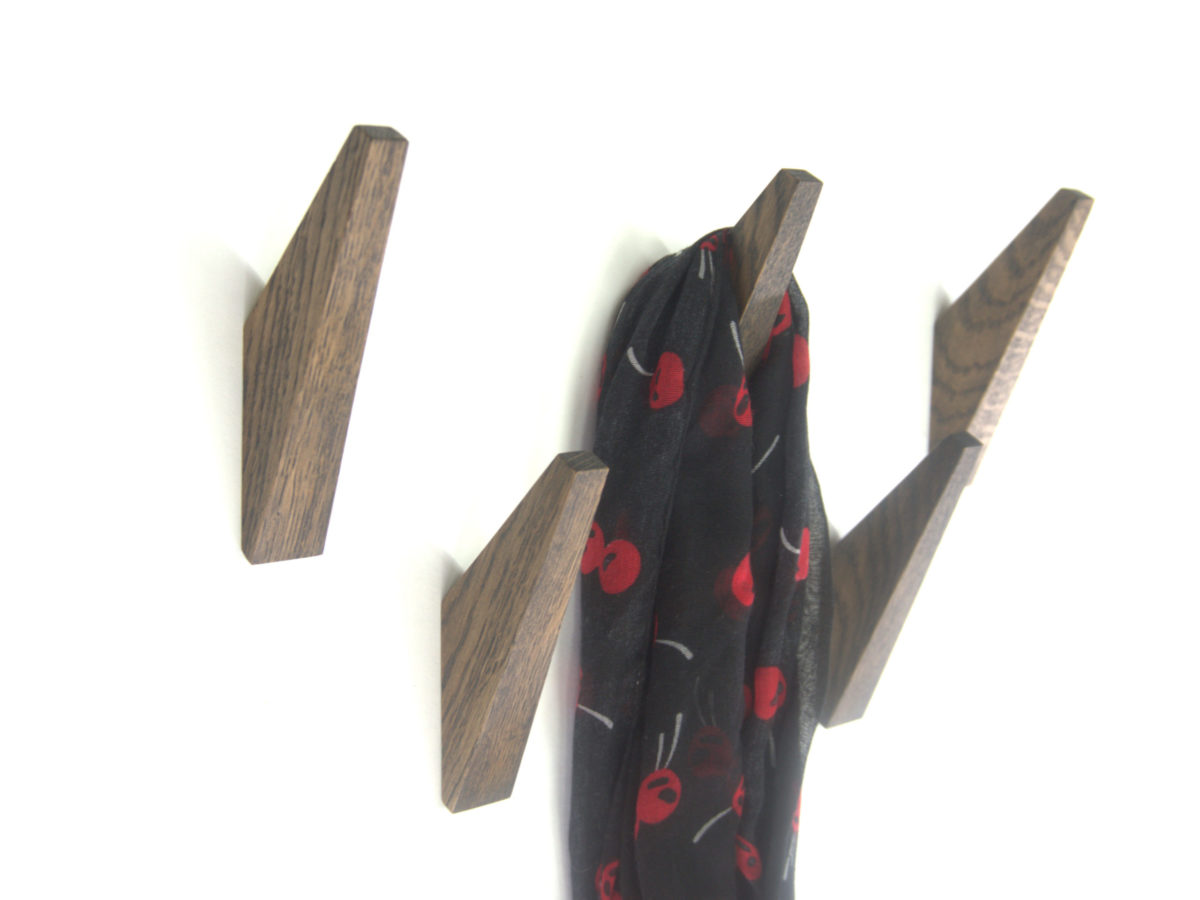 kapstok muurhaak Tusk van RHOOTZ.nl