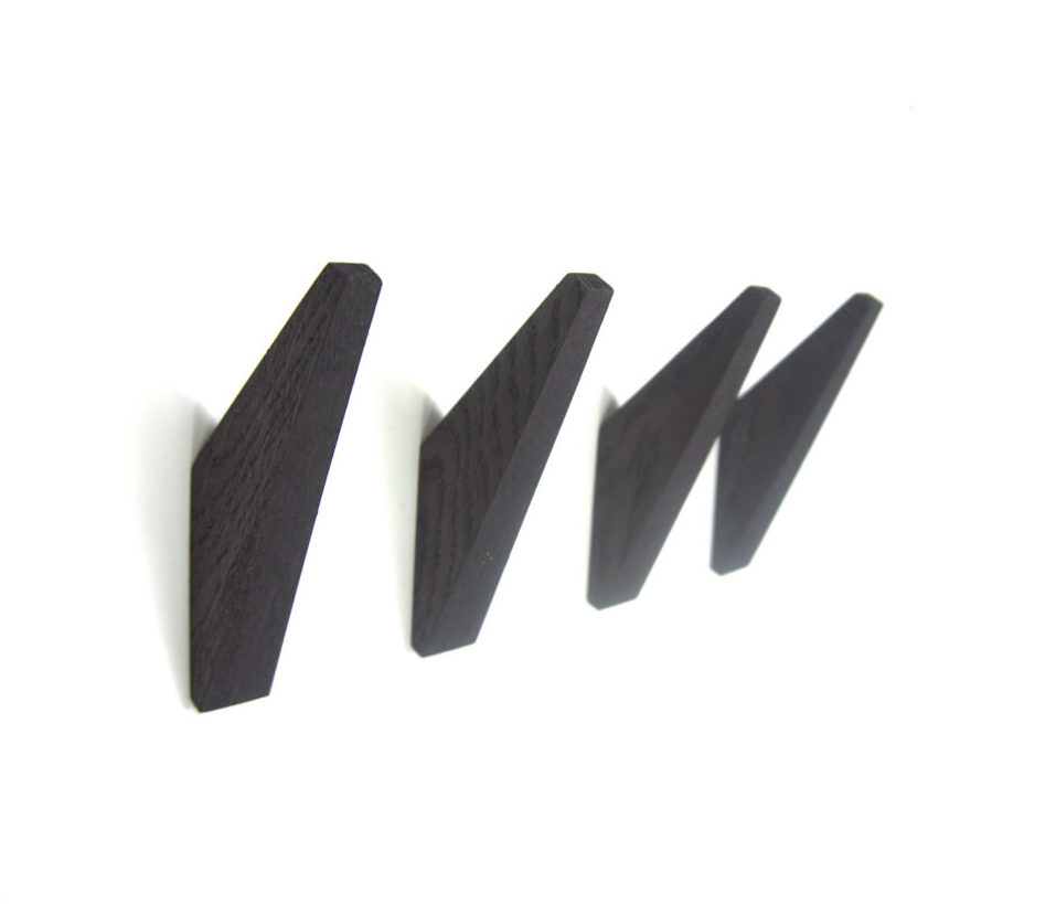 kapstok muurhaak Tusk van RHOOTZ.nl